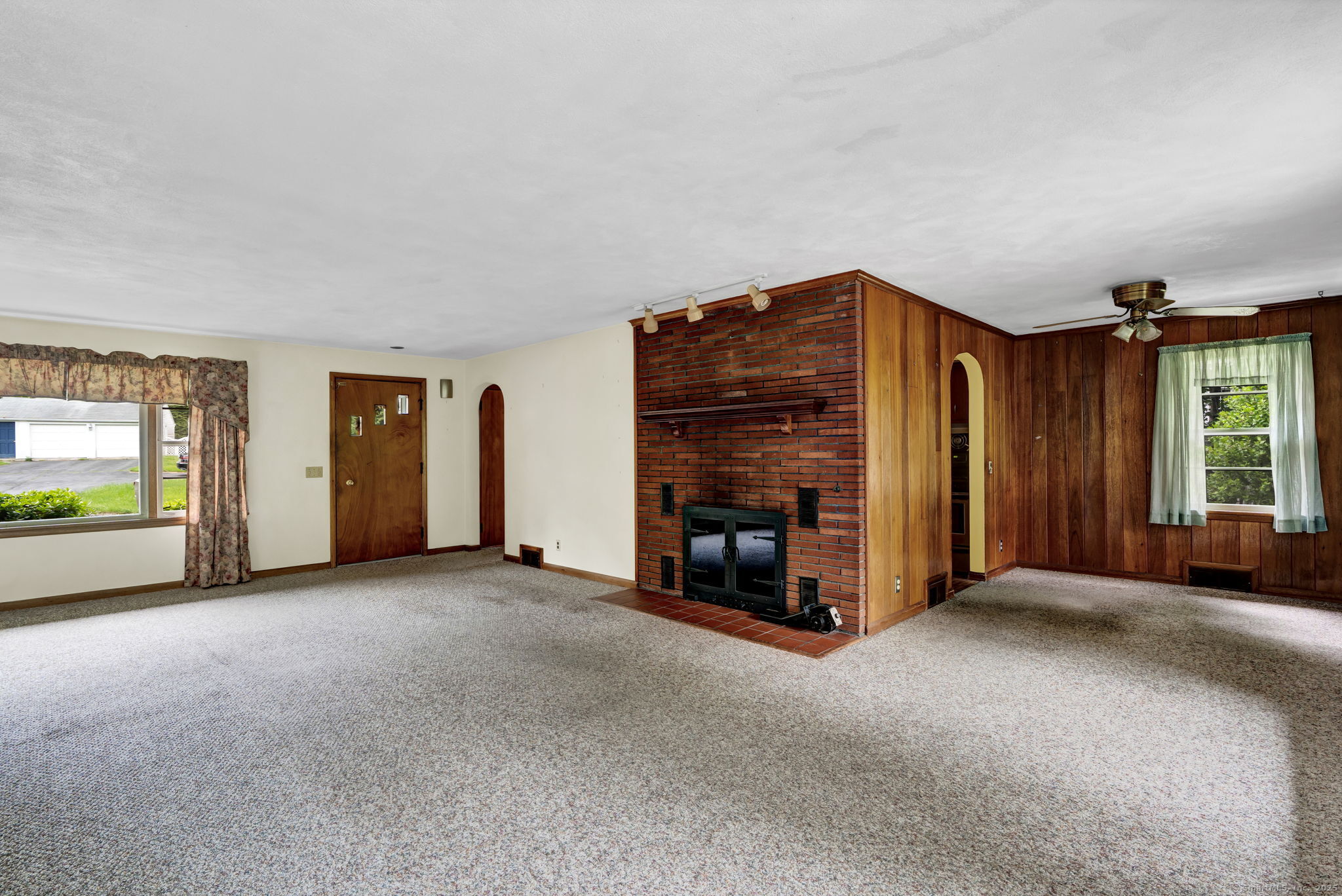 5 Reservoir Road, Norwich, Connecticut image 10