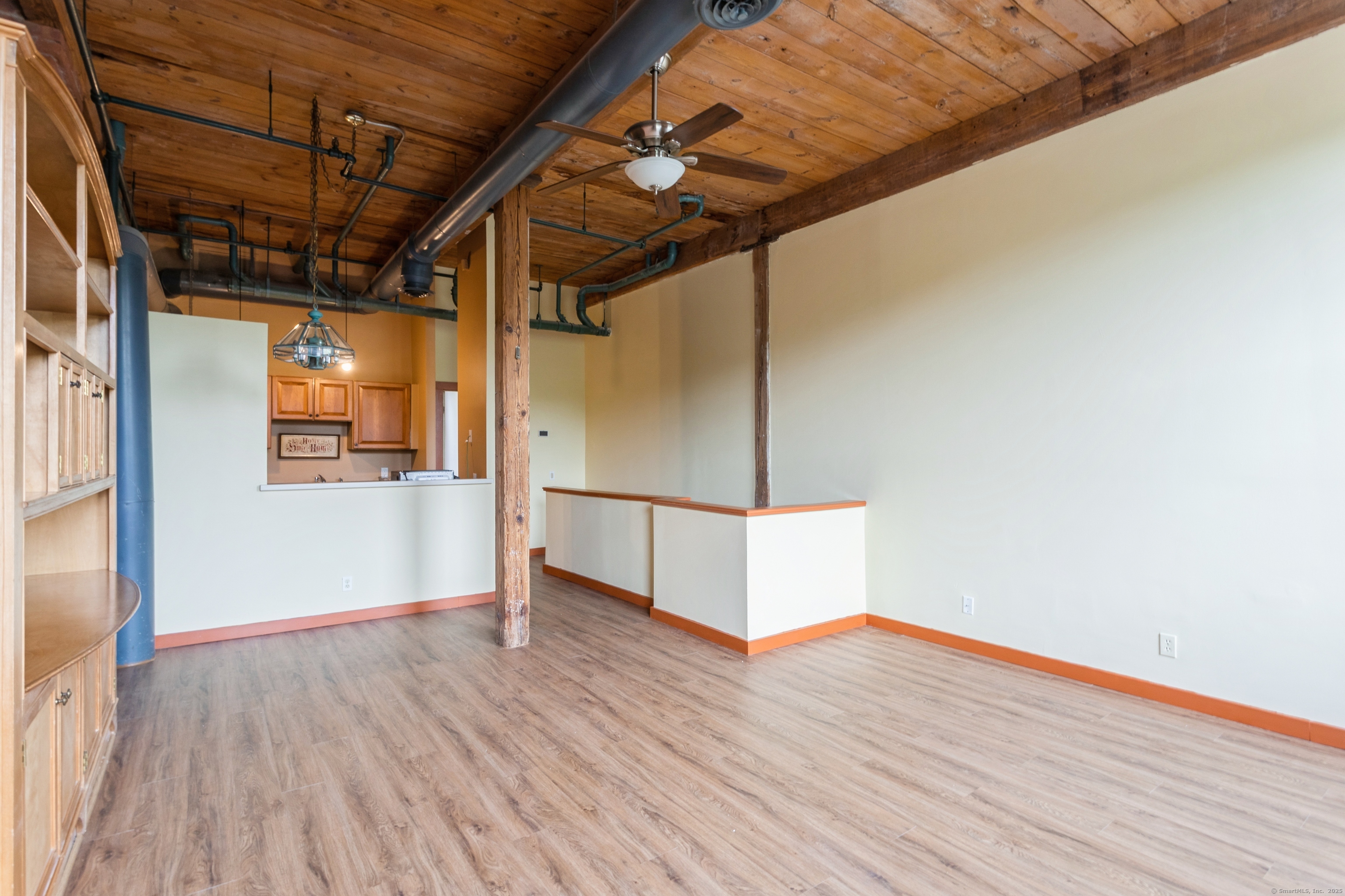 92 Main Street 214