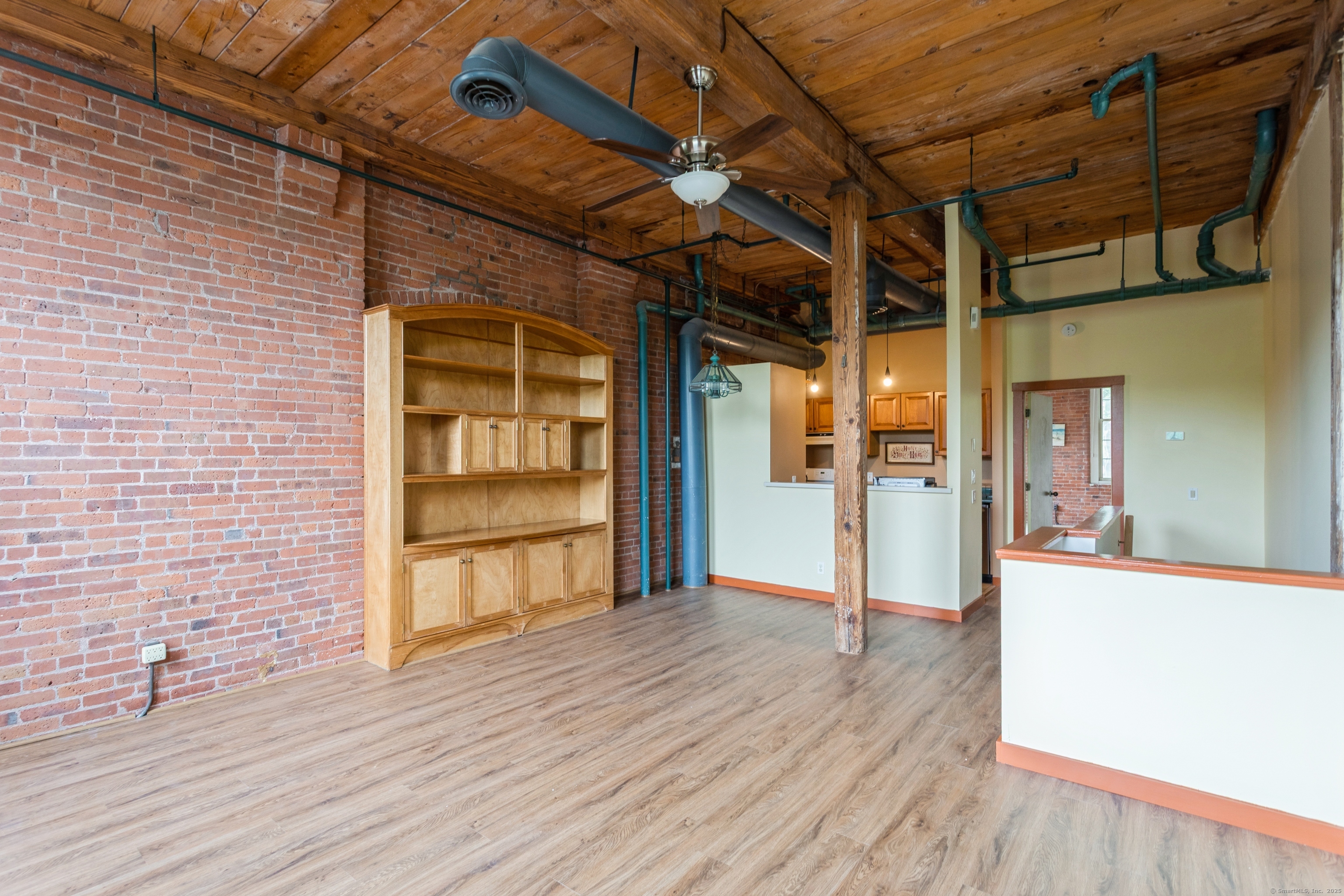 92 Main Street 214