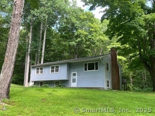 166 River Road