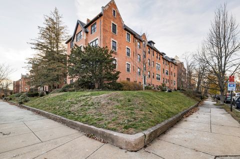 Tiny photo for 106 Livingston Street #A1, New Haven, CT 06511 (MLS # 24135588)