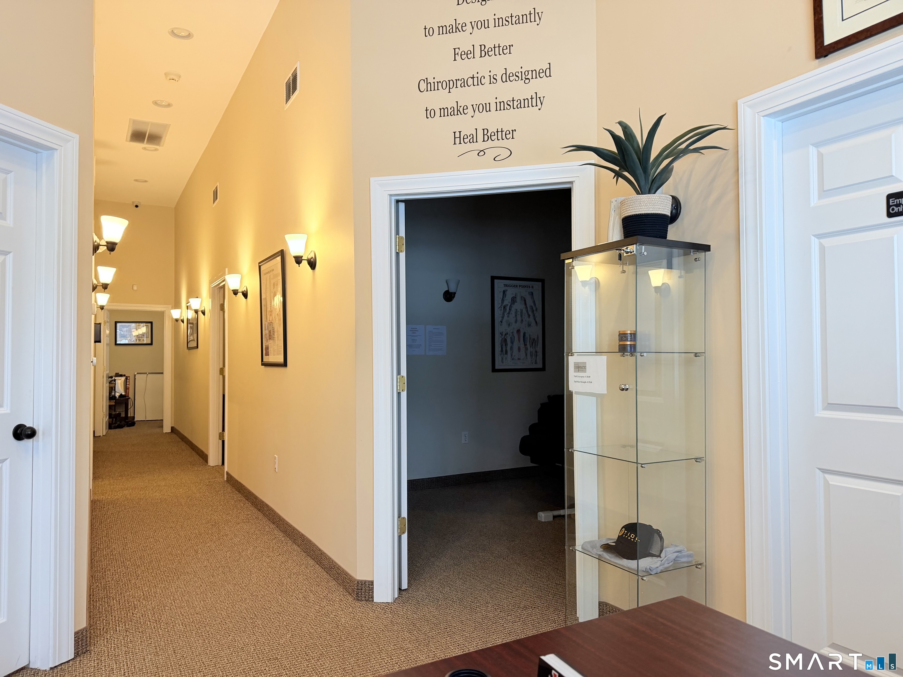 64 Thompson Street B102