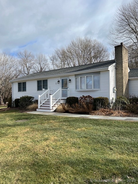 Rental Property at Fieldstone Drive, Newtown, Connecticut - Bedrooms: 3 
Bathrooms: 3 
Rooms: 8  - $3,500 MO.