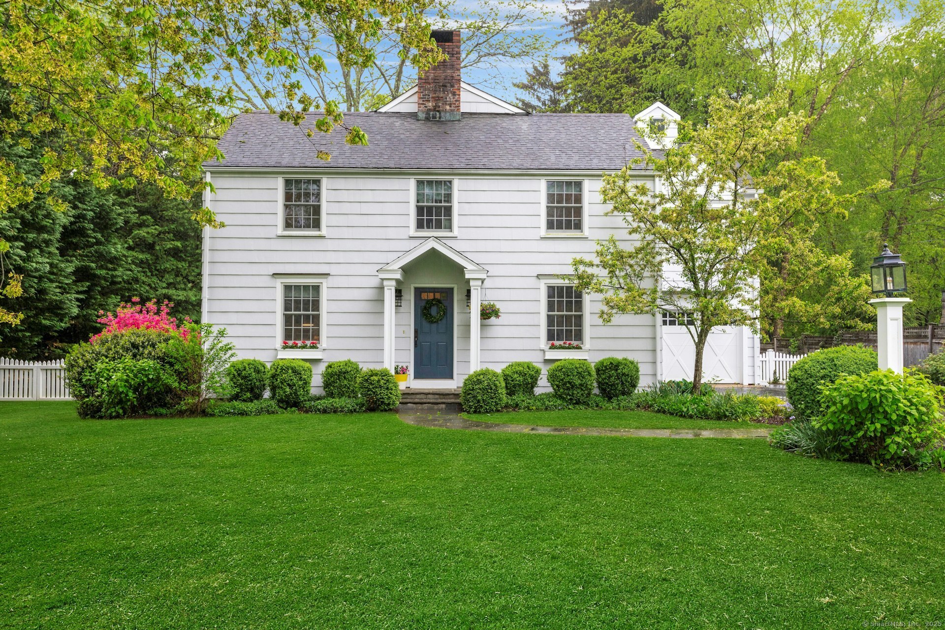 Property for Sale at Birch Road, Darien, Connecticut - Bedrooms: 4 
Bathrooms: 4 
Rooms: 9  - $2,395,000