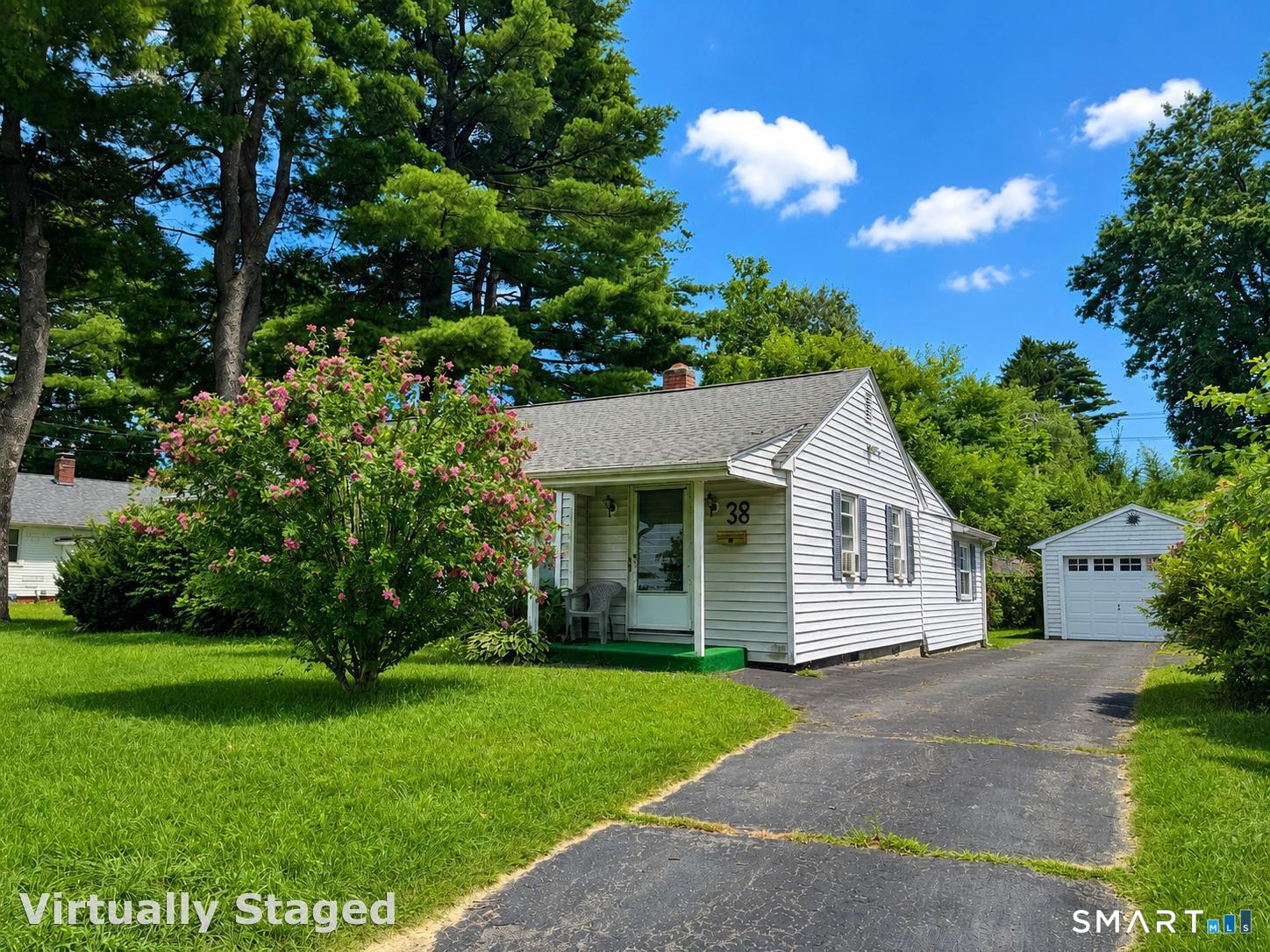 38 Ledyard Avenue