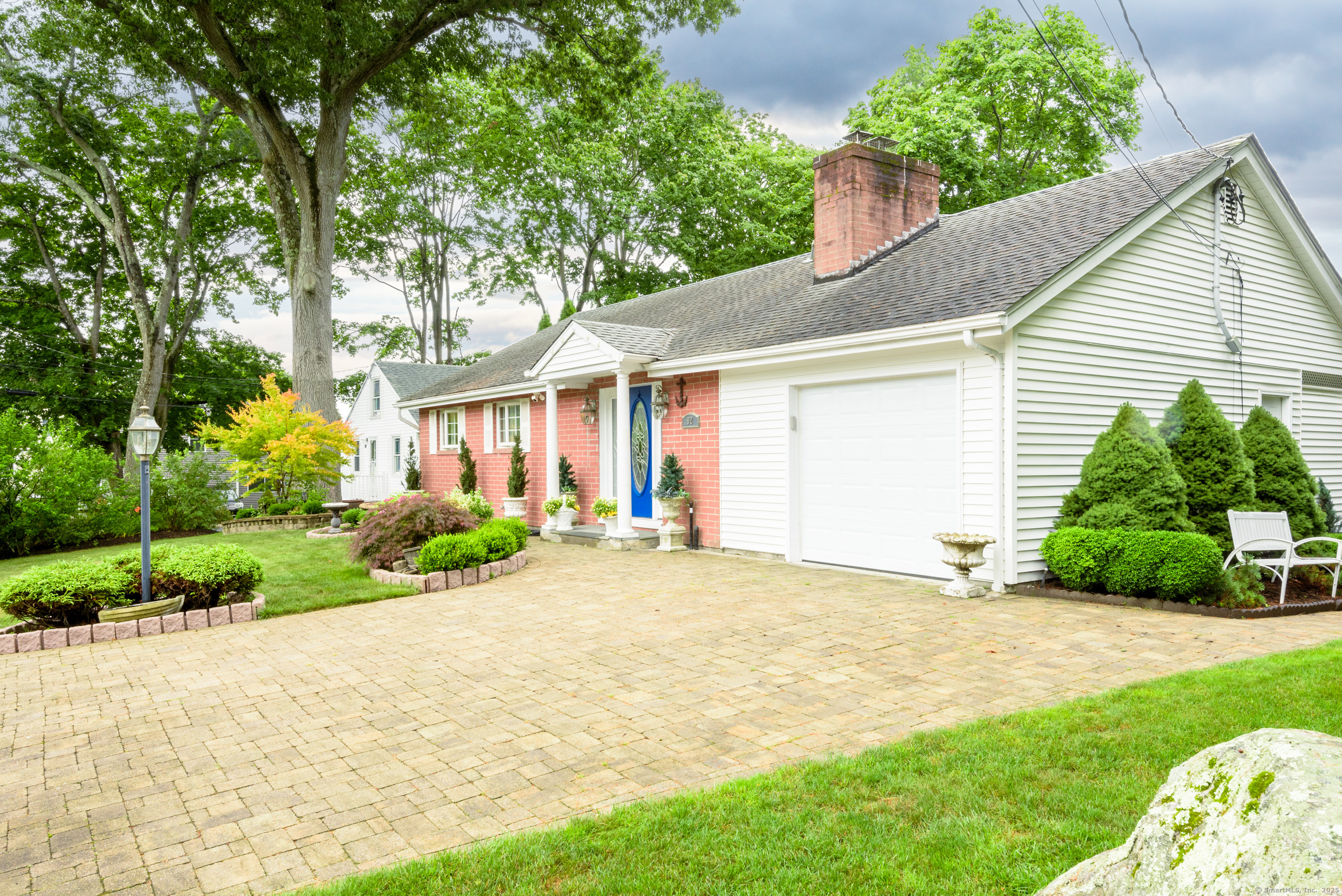 92 Grove Beach Road South