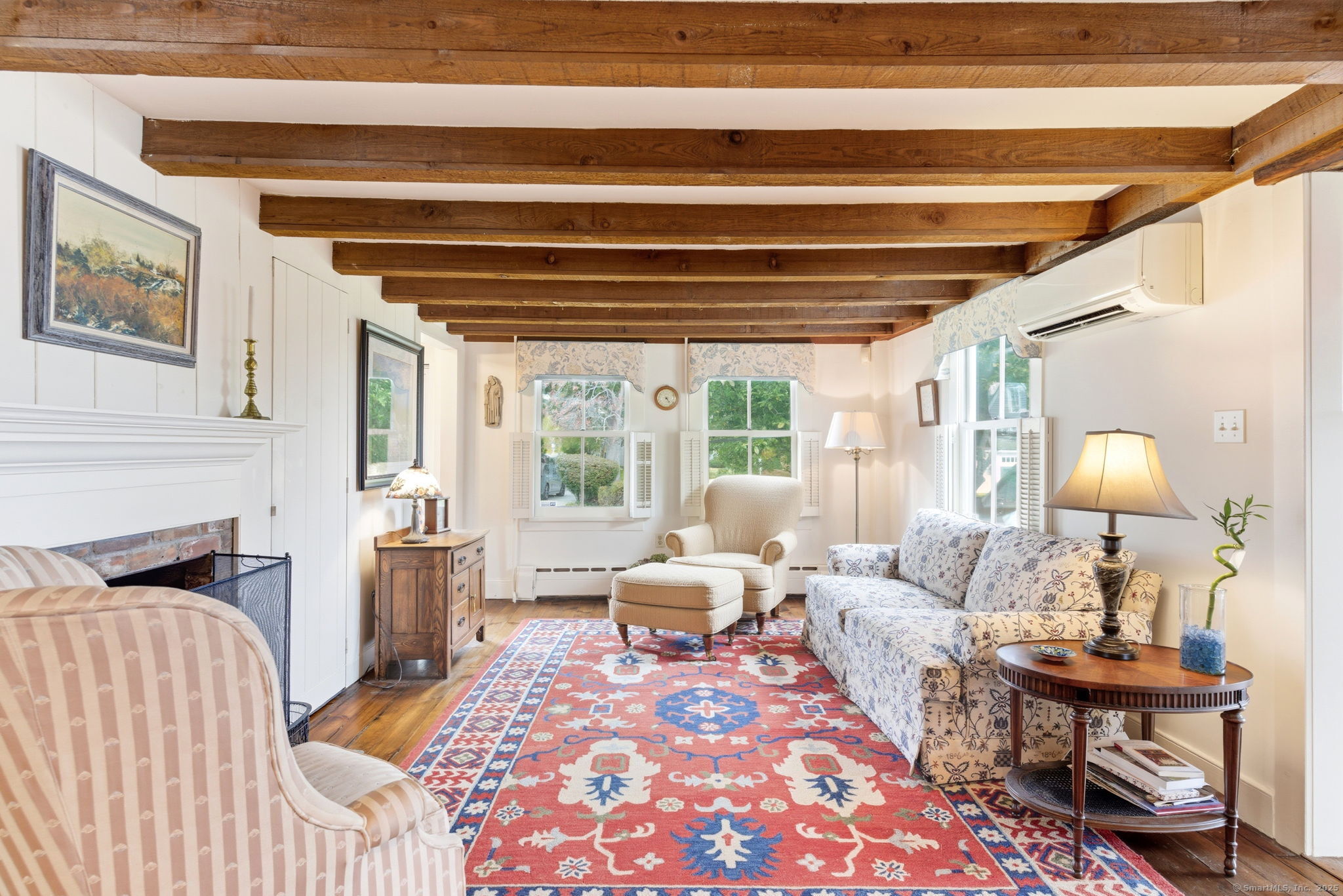 18 Little Point Street