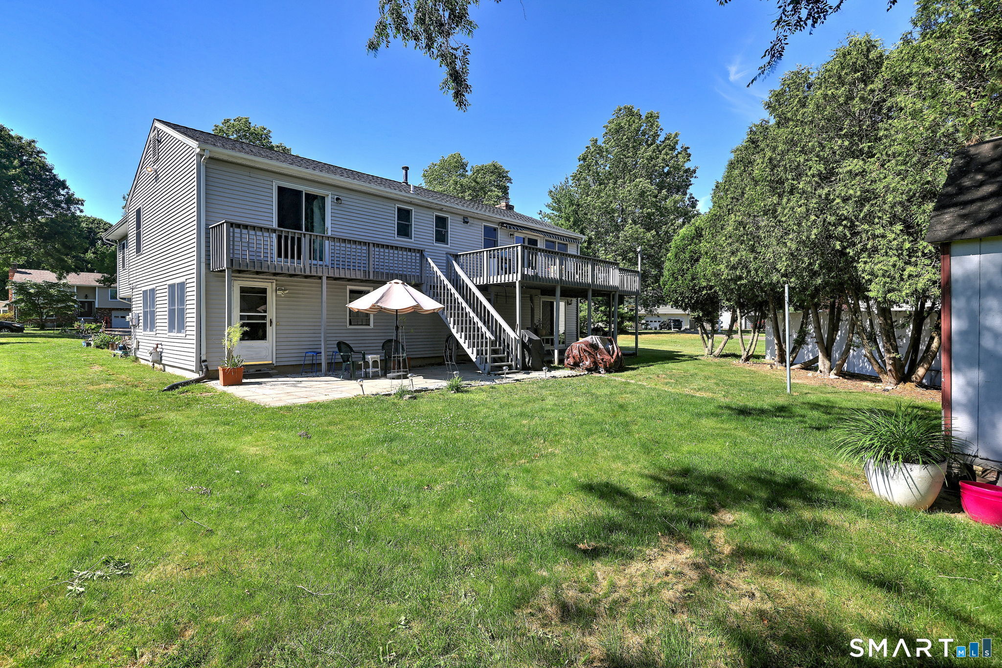 55 Londonderry Lane