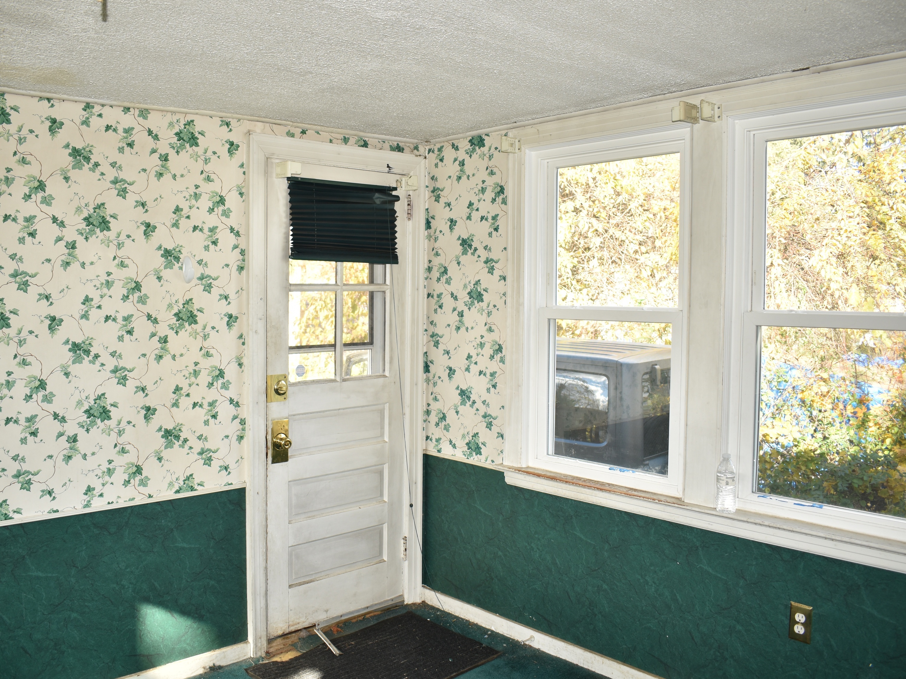 East Hartford, Connecticut 06118, United States, 2 Bedrooms Bedrooms, ,1 BathroomBathrooms,Residential,Active,241191