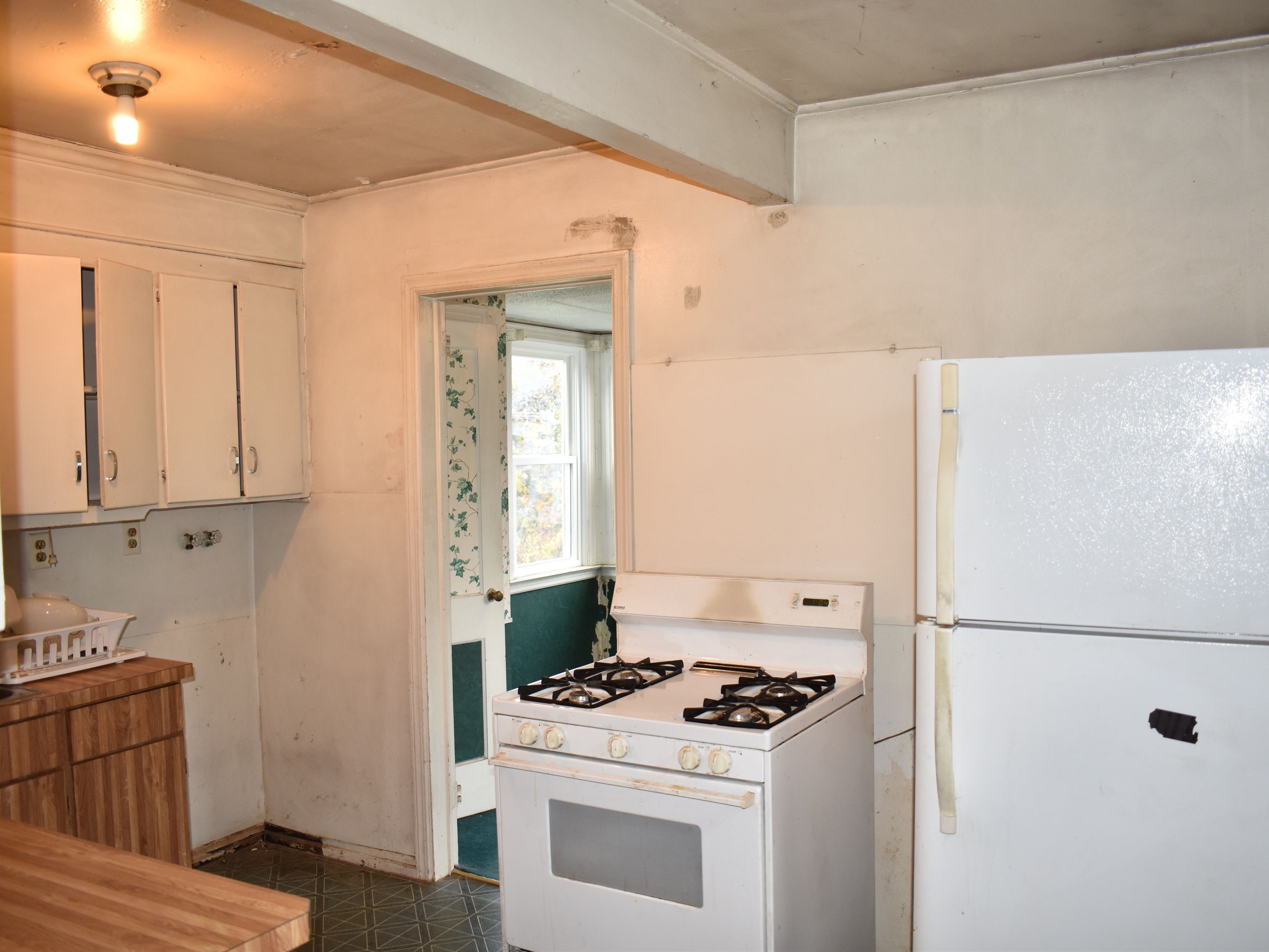 East Hartford, Connecticut 06118, United States, 2 Bedrooms Bedrooms, ,1 BathroomBathrooms,Residential,Active,241191