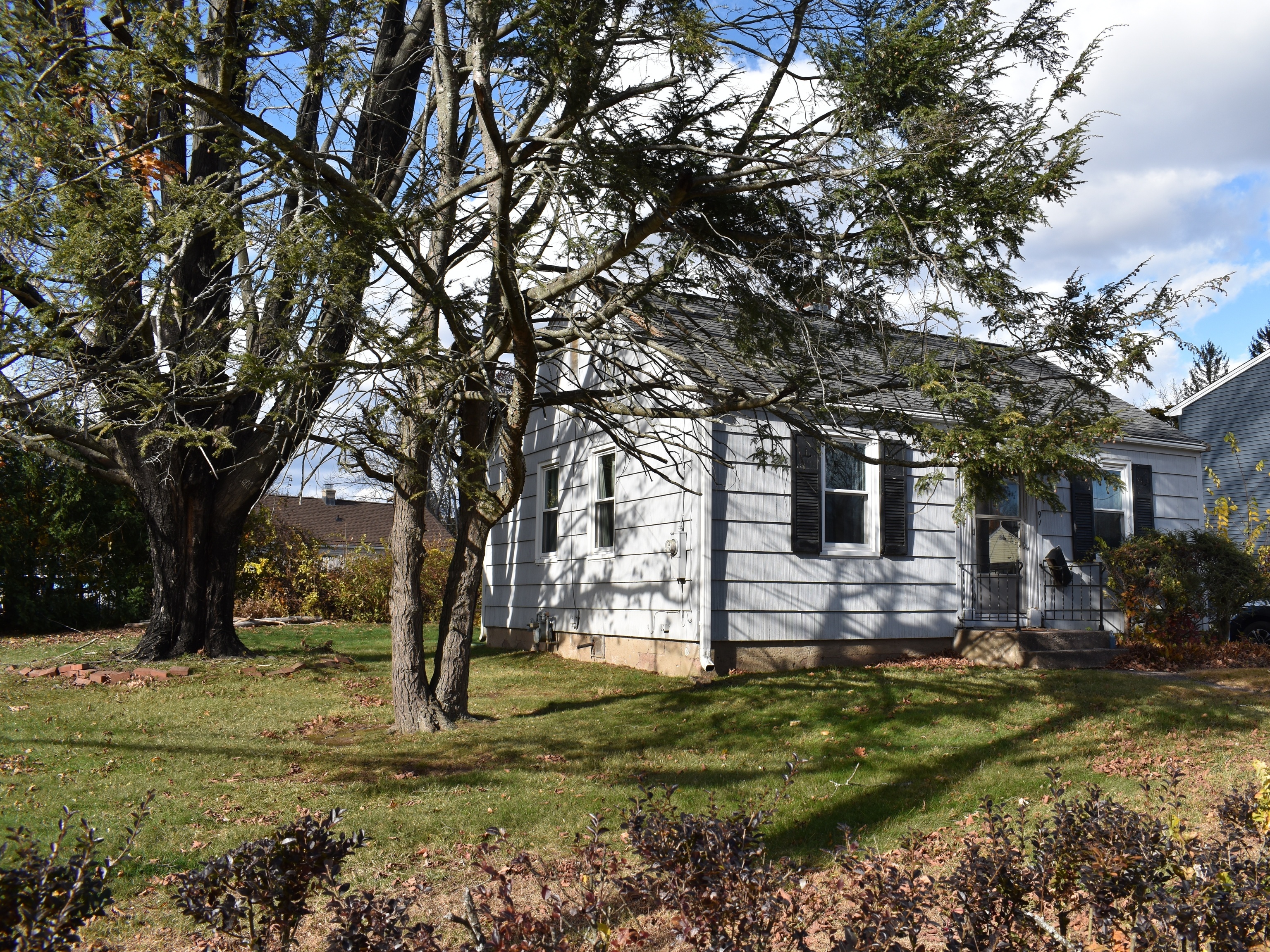 East Hartford, Connecticut 06118, United States, 2 Bedrooms Bedrooms, ,1 BathroomBathrooms,Residential,Active,241191