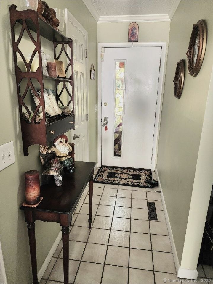 166 Old Brookfield Road 11C6