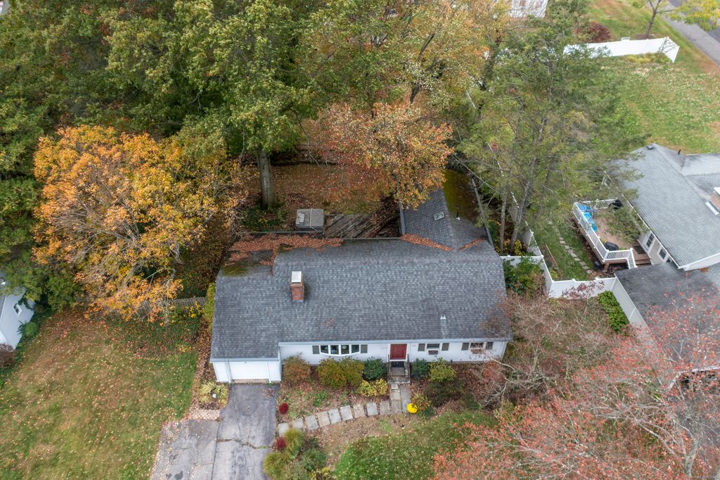 Photo of 107 Orchard Lane, Watertown, CT 06795 (MLS # 24133171)
