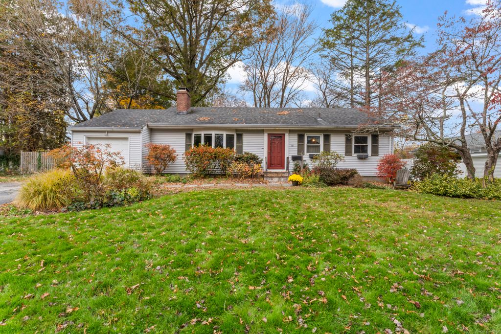 Photo of 107 Orchard Lane, Watertown, CT 06795 (MLS # 24133171)
