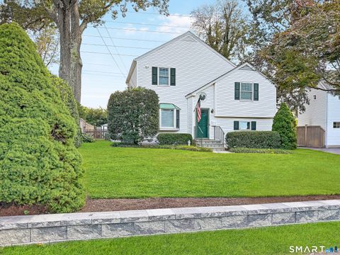 Photo of 11 Patton Drive, Darien, CT 06820 (MLS # 24154291)