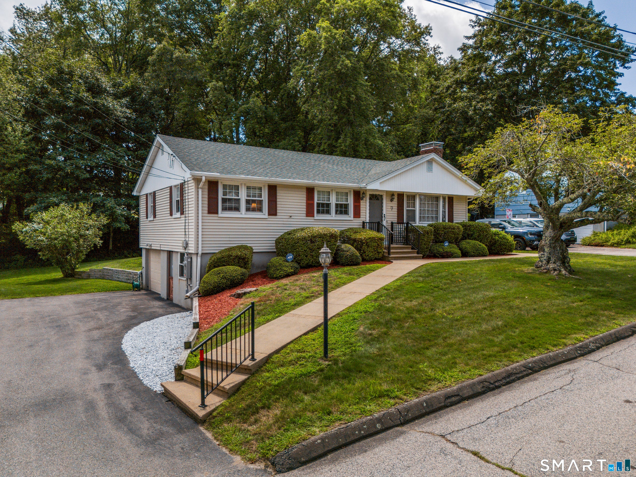 72 Occum Lane