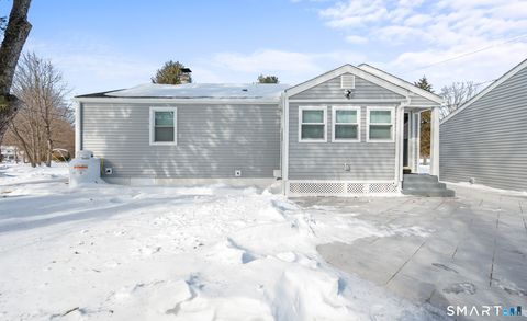 Tiny photo for 42 Keene Place, Farmington, CT 06085 (MLS # 24155413)