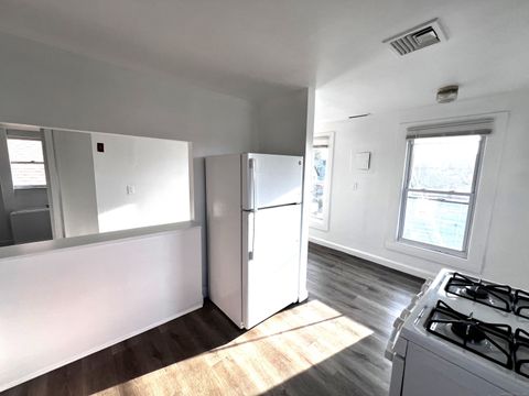 Tiny photo for 83 Seeley Street #3, Bridgeport, CT 06604 (MLS # 24137617)