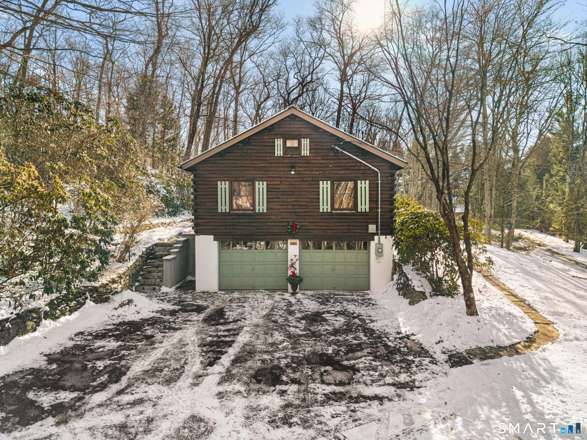 4 Rowledge Pond Road