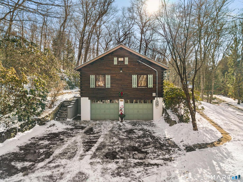 Photo of 4 Rowledge Pond Road, Newtown, CT 06482 (MLS # 24145423)