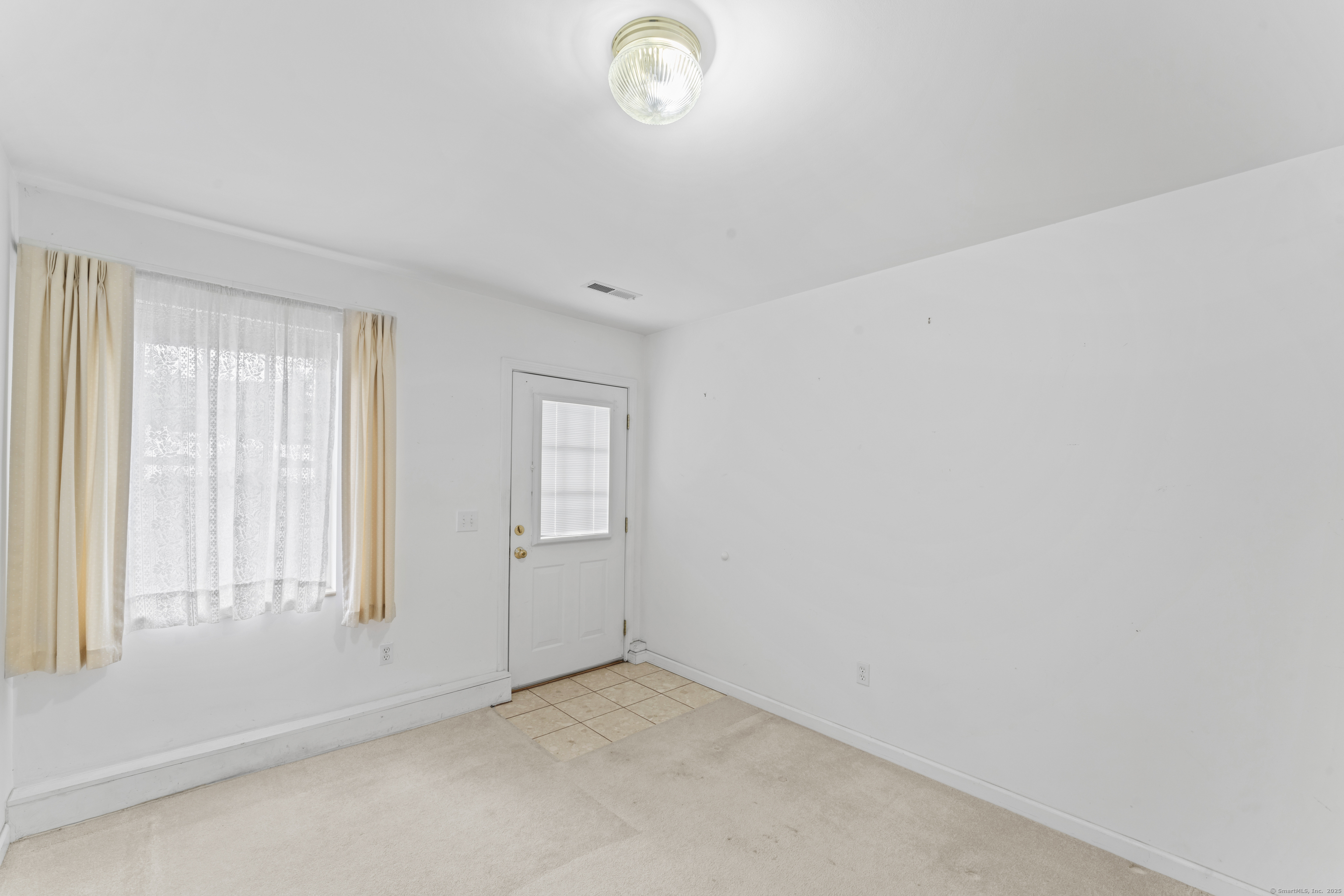 56 Pembroke Road #APT 11, Danbury, Connecticut image 3
