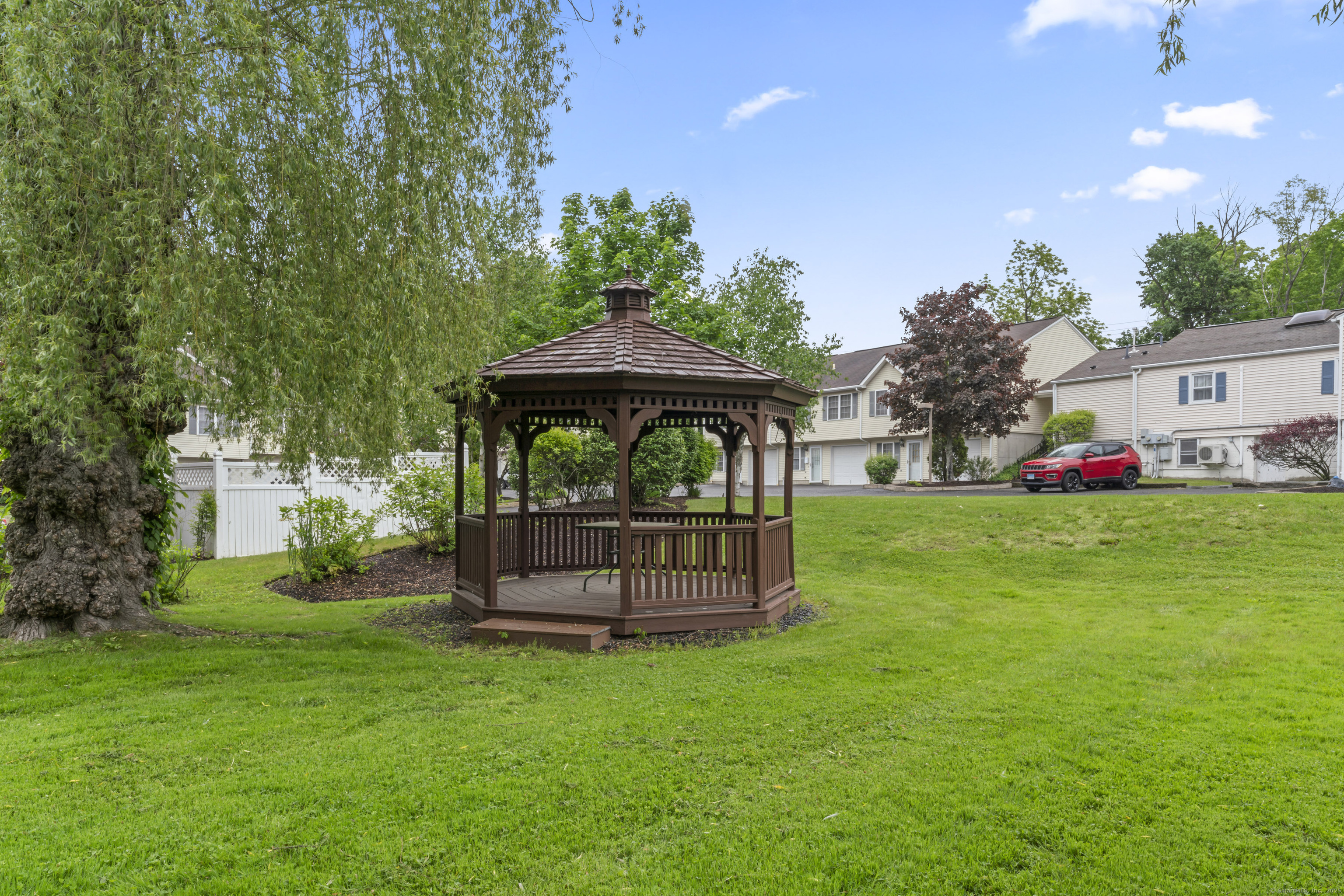 56 Pembroke Road #APT 11, Danbury, Connecticut image 30