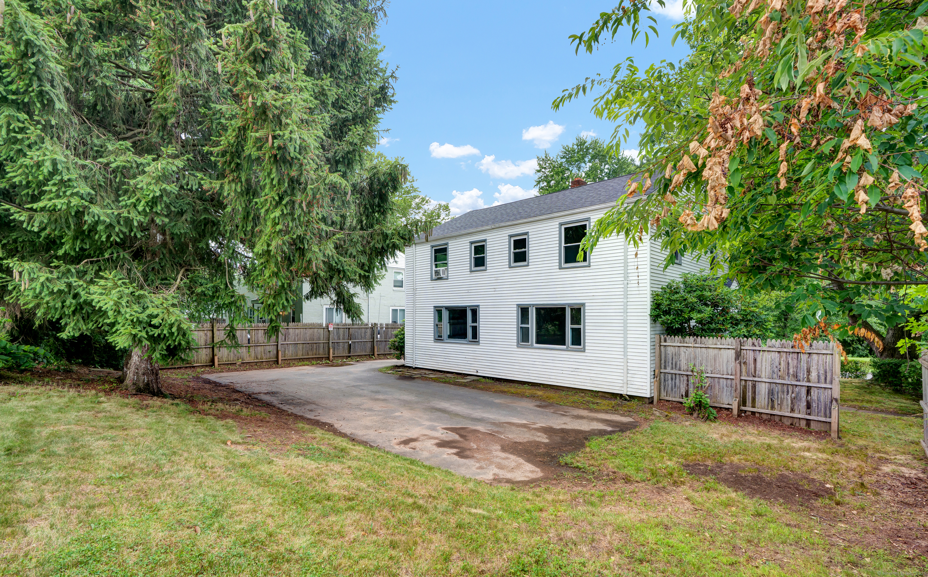 83 Woodlawn Circle