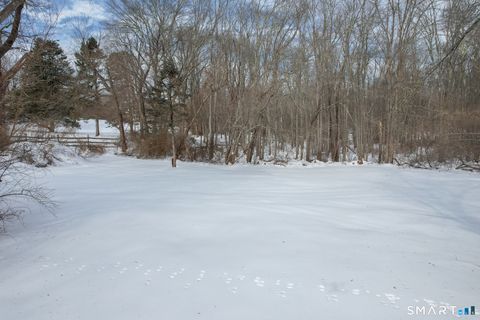 Tiny photo for 1986 Hartford Turnpike, North Haven, CT 06473 (MLS # 24153003)