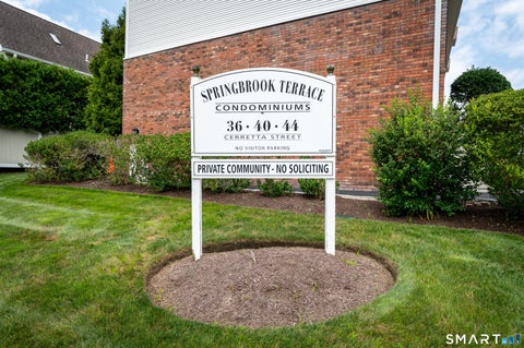 Condo For Sale - 44 Cerretta Street #5<br/> Stamford, CT 06907