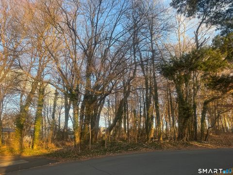 305 Grandview Avenue Hamden CT 06514