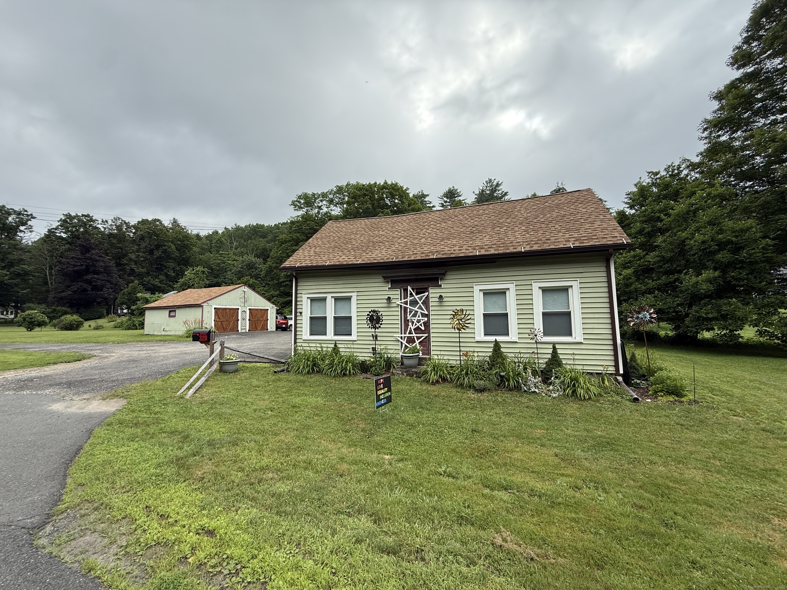 320 Colebrook River Road