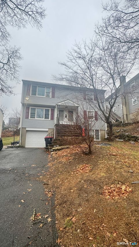 Photo of 4 Truman Court, Norwalk, CT 06854 (MLS # 24144306)