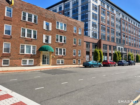 Photo of 833 Summer Street #3B, Stamford, CT 06901 (MLS # 24212761)