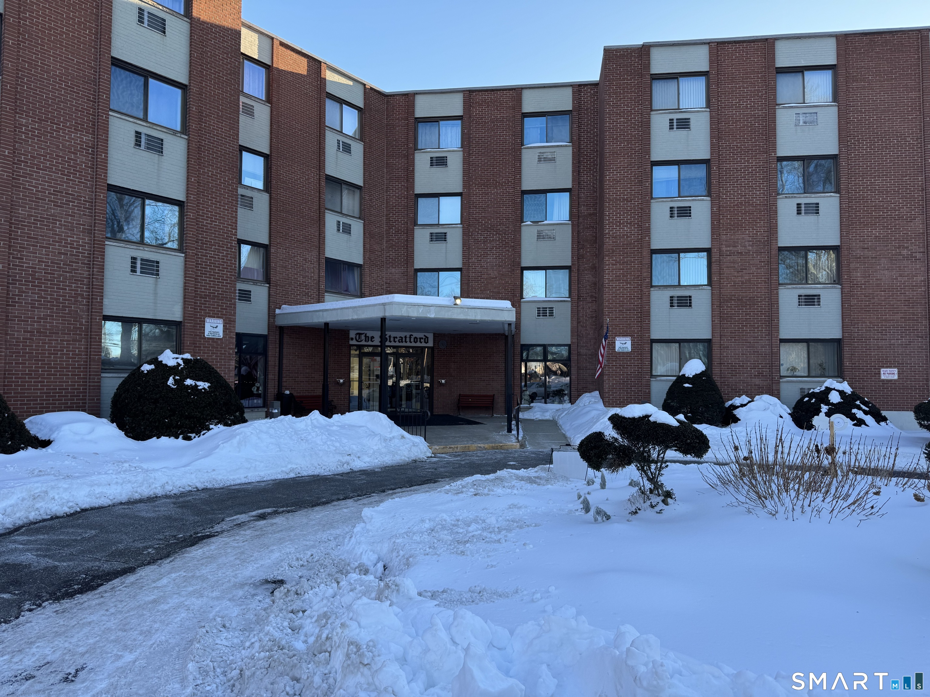 1700 Broadbridge Avenue B17