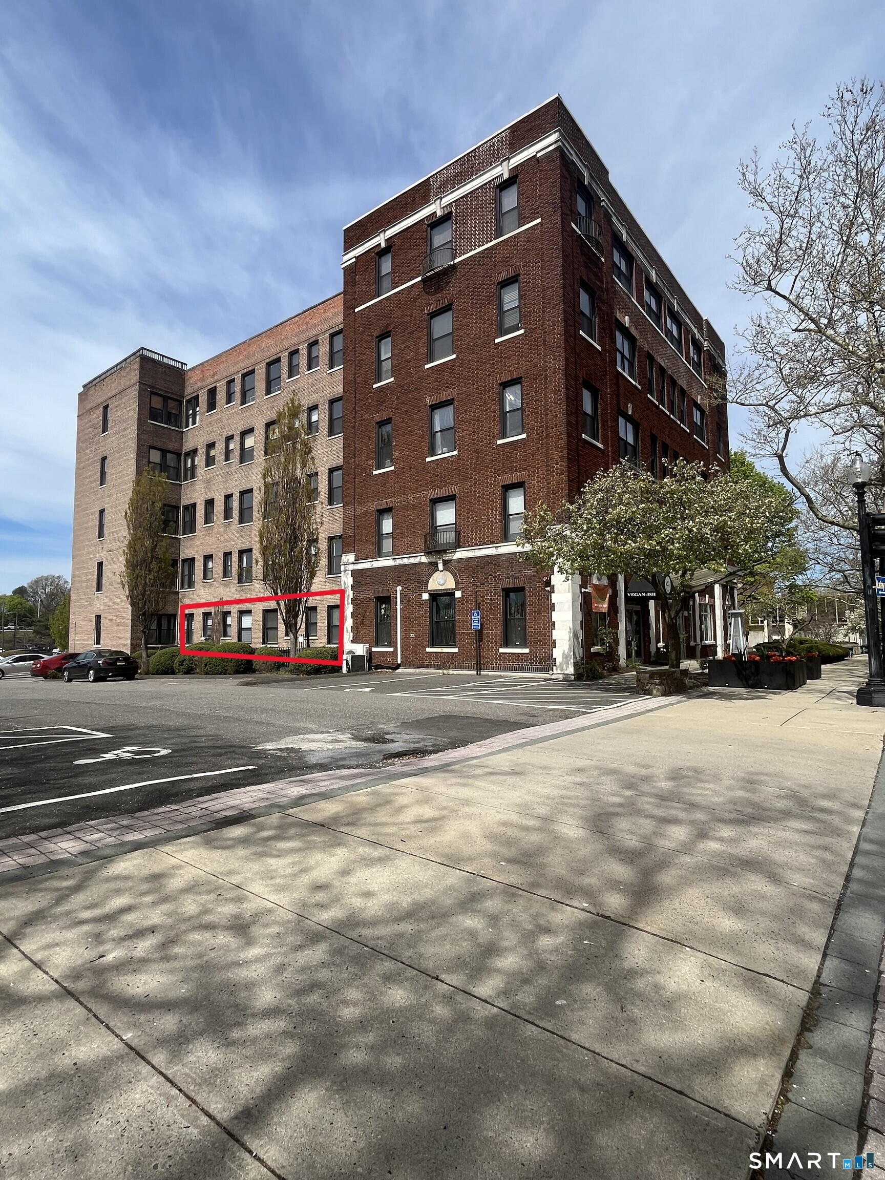 881 Lafayette Boulevard 1A