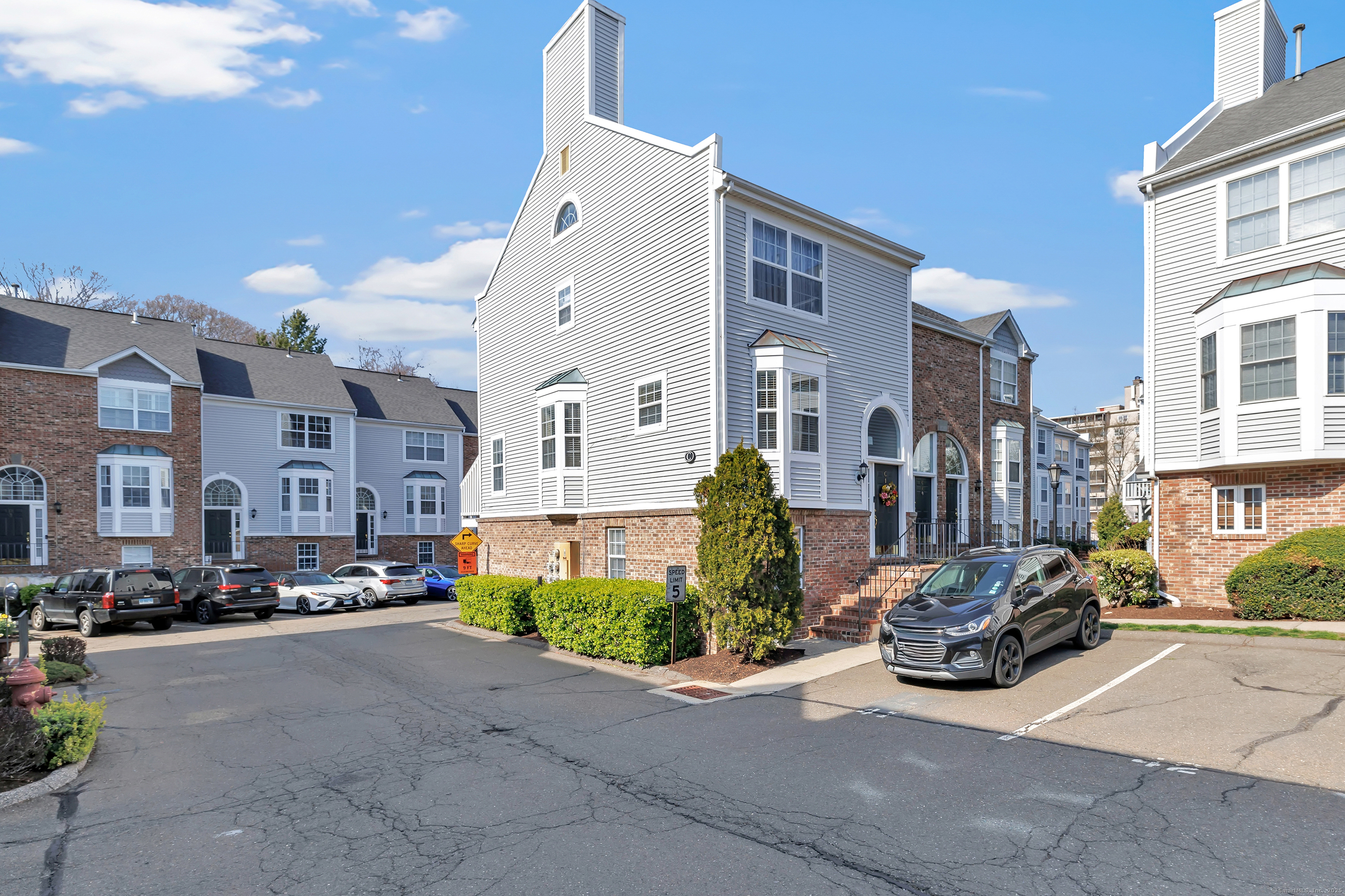 2612 North Avenue #C1, Bridgeport, Connecticut image 2
