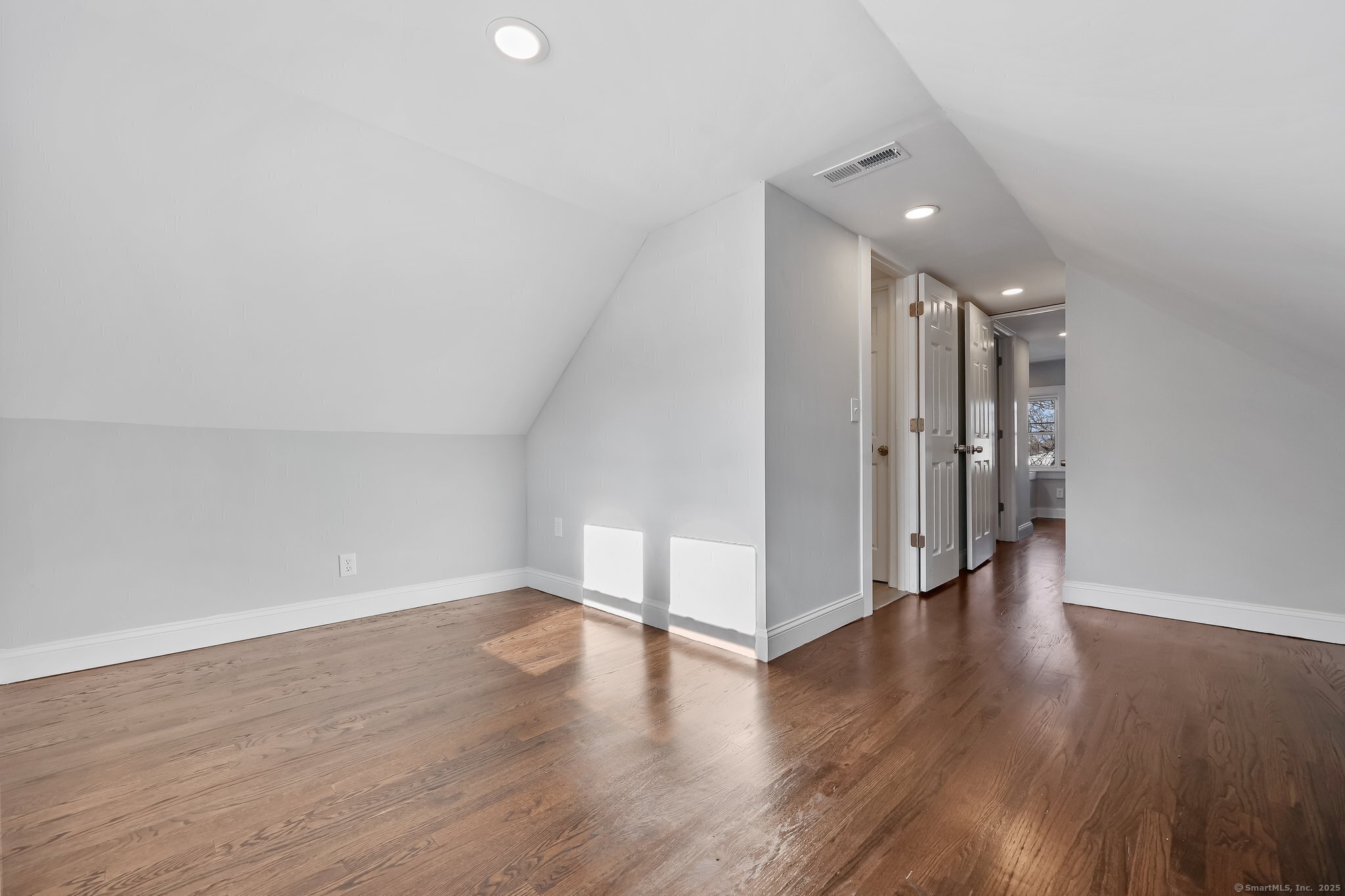 378 Queen Street, Bridgeport, Connecticut image 32