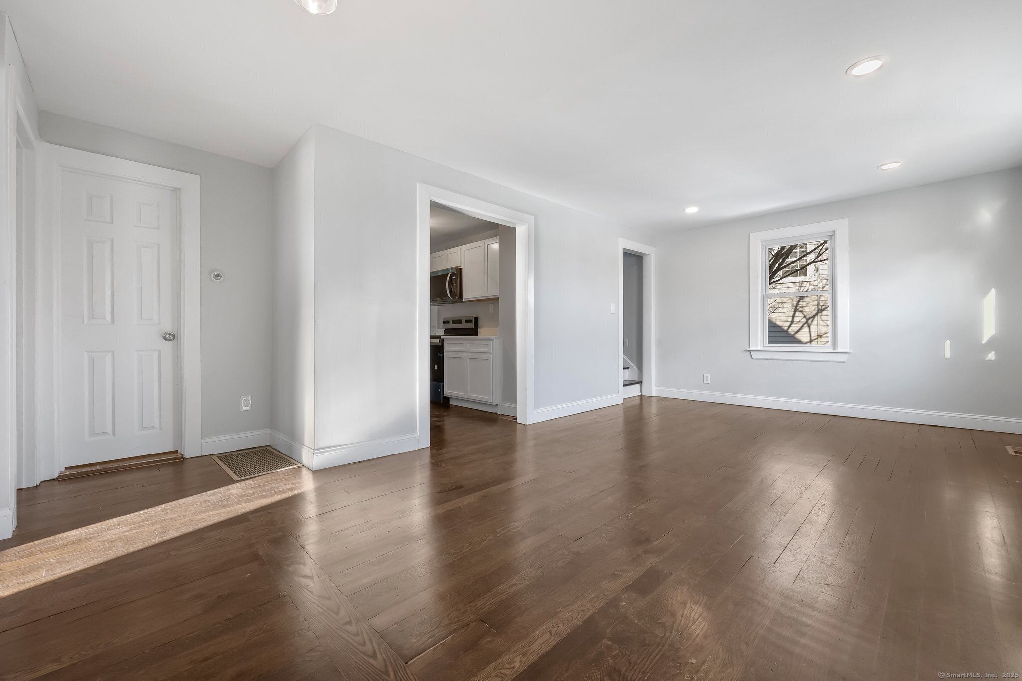 378 Queen Street, Bridgeport, Connecticut image 12