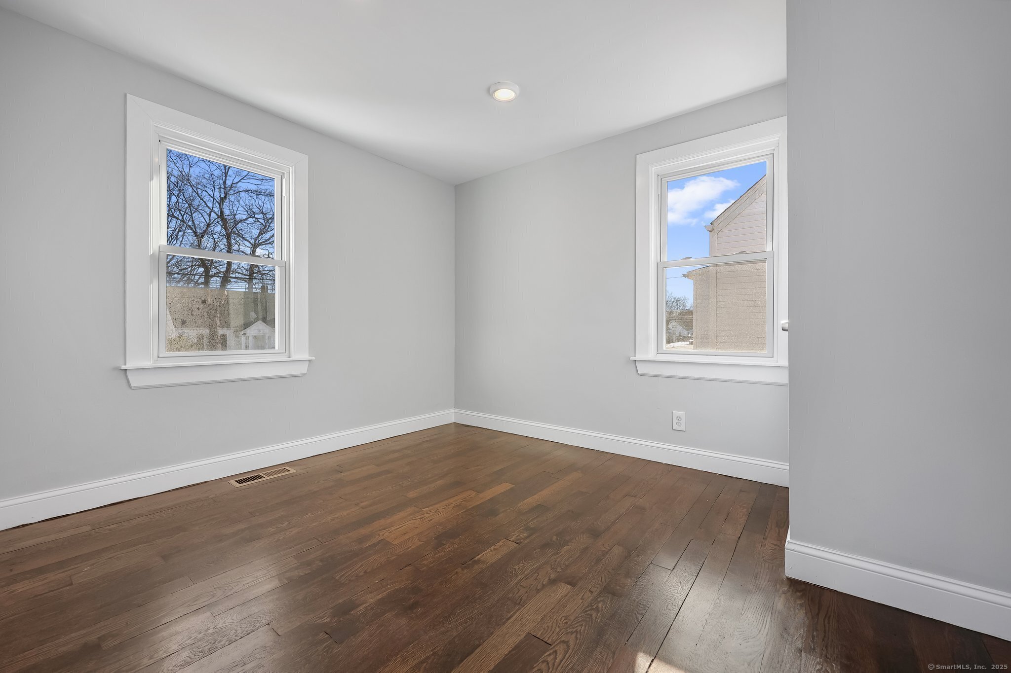 378 Queen Street, Bridgeport, Connecticut image 17