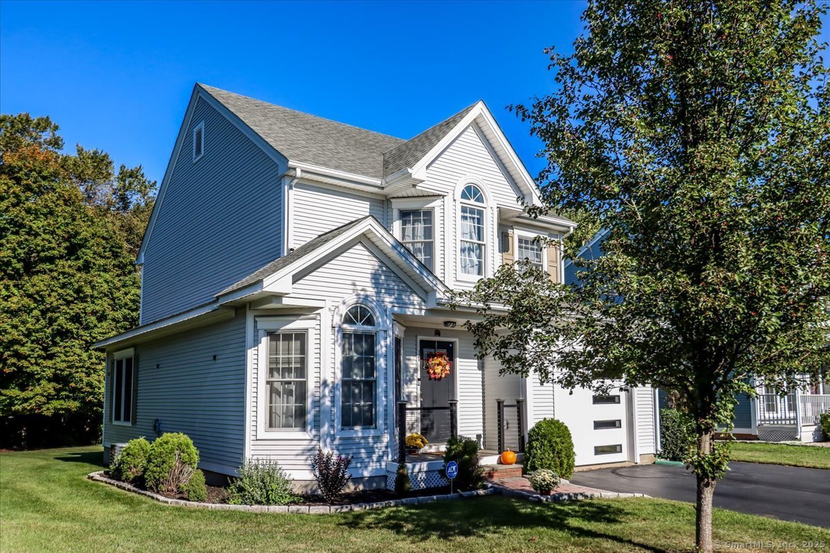 17 Olde Village Circle 17