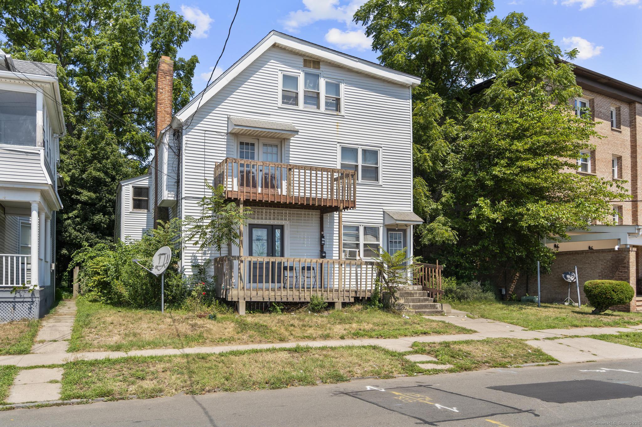 327 Center Street
