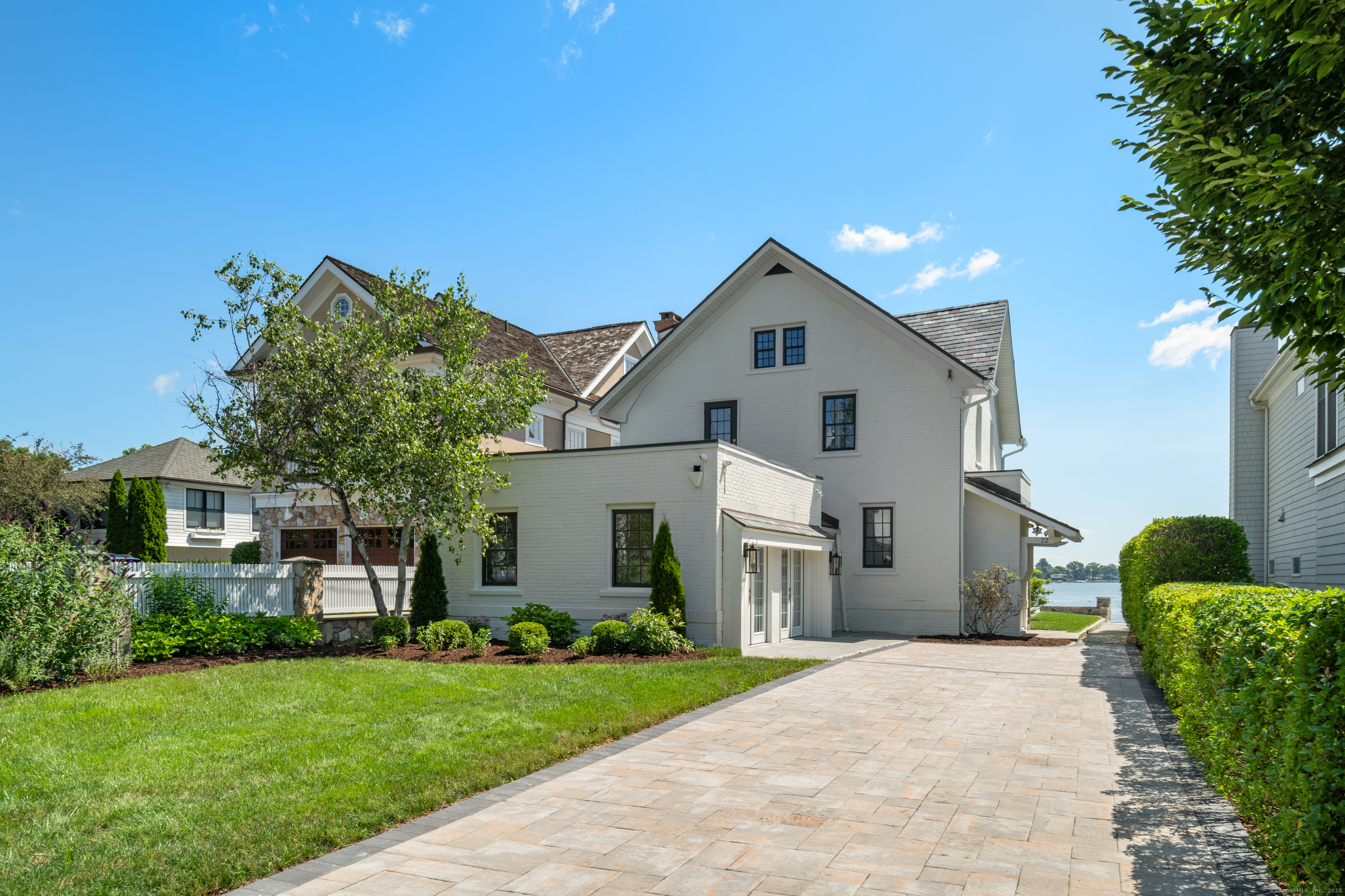 22 Ocean Drive North