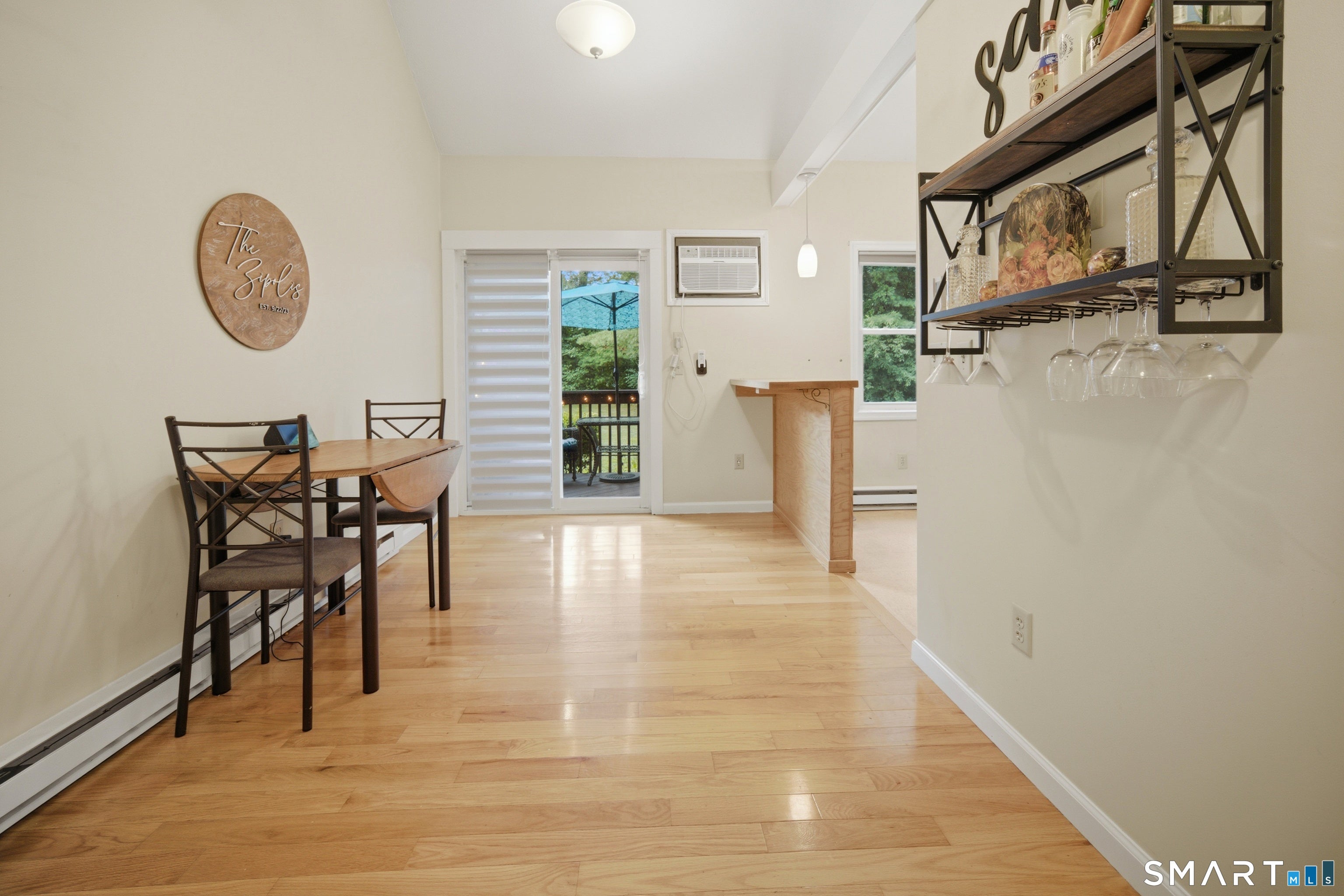 1 Abbott Road 207