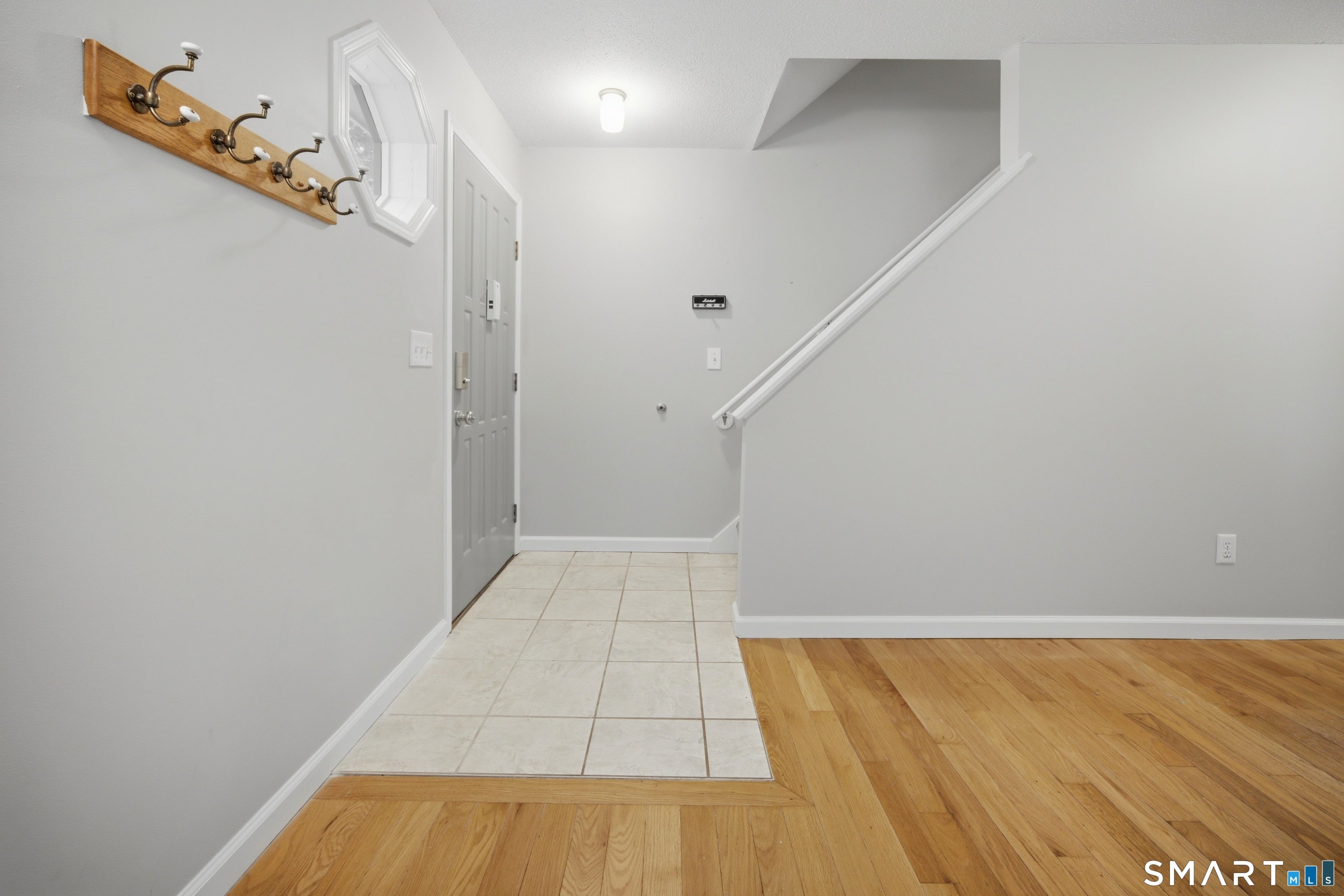 1 Abbott Road 207