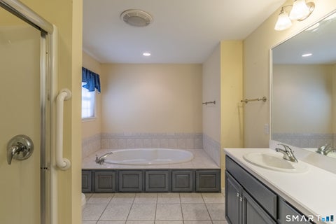 Tiny photo for 26 Laurel Ridge #26, East Hampton, CT 06424 (MLS # 24202086)