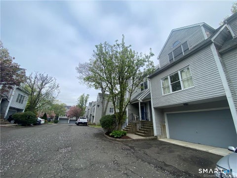 Condo For Rent - 372 Anton Drive #372<br/> Bridgeport, CT 06606
