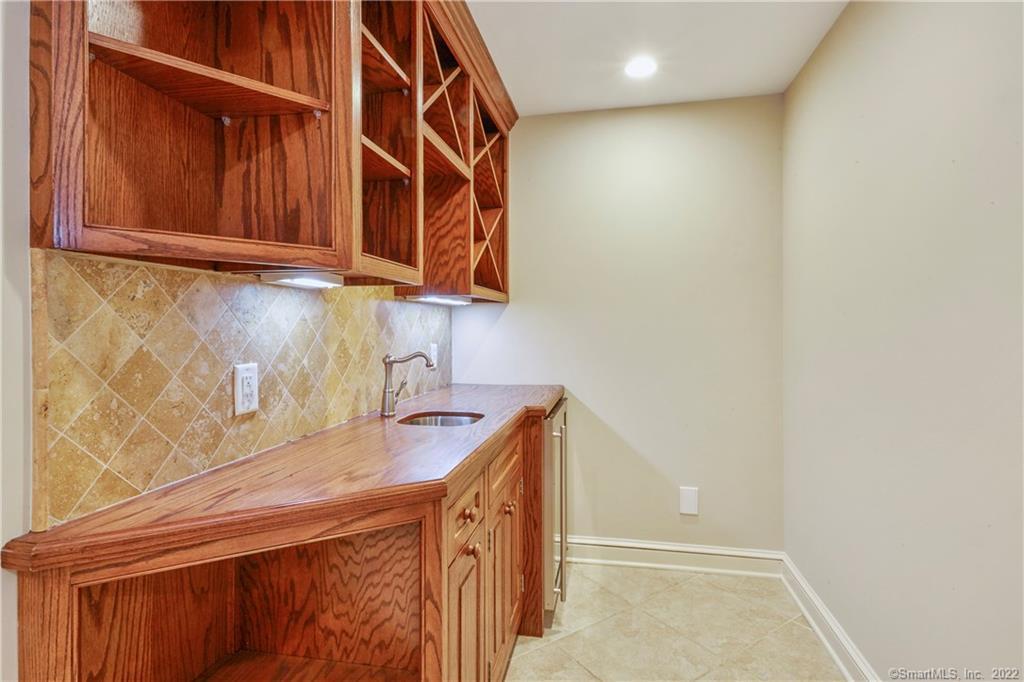 348 Sound Beach Avenue, Greenwich, Connecticut image 24