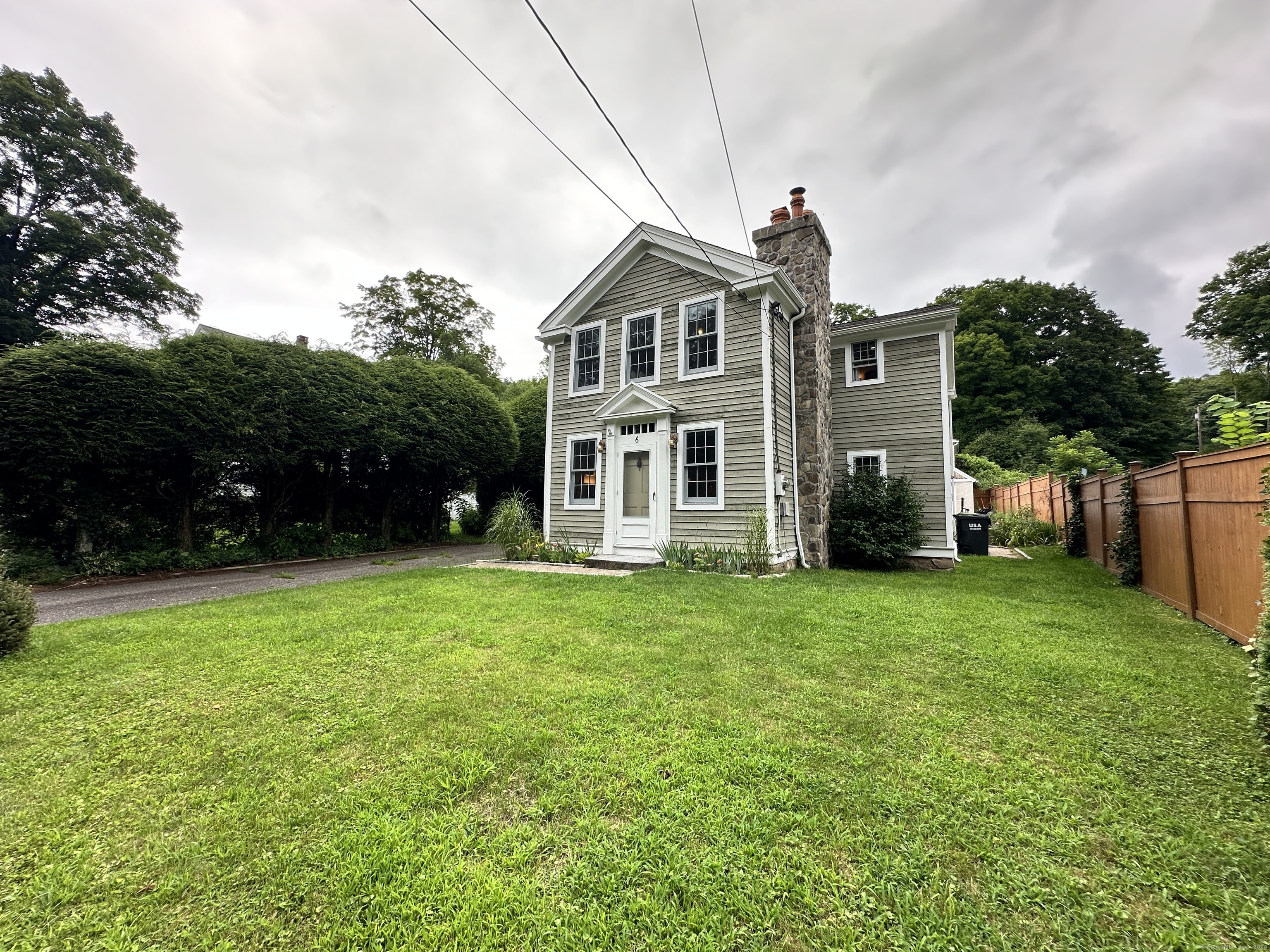 Rental Property at 6 Weekeepeemee Road, Woodbury, Connecticut - Bedrooms: 3 
Bathrooms: 2 
Rooms: 6  - $2,800 MO.