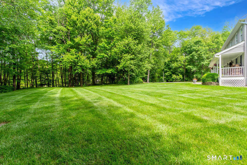 2 Hollow Brook Road