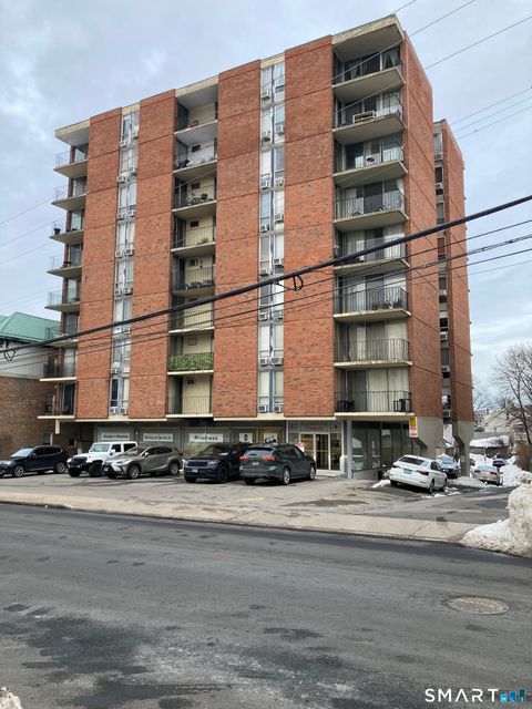 Photo of 87 Glenbrook Road #APT 6E, Stamford, CT 06902 (MLS # 24156115)